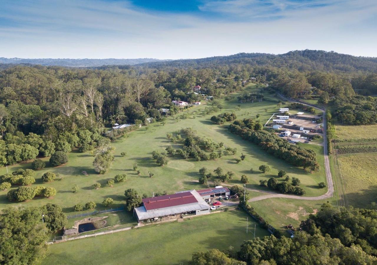 Sunshine Coast Retreat Your Own Private Golf Course Diddillibah Exterior photo